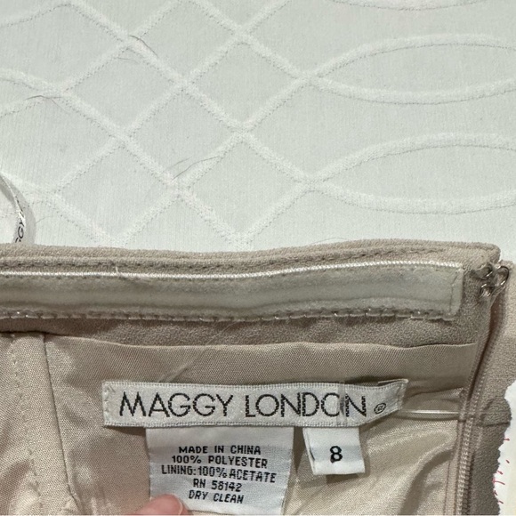 Maggie London Strapless Dress NWT Size 8 - Picture 8 of 11